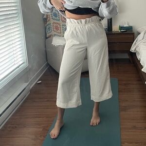 Aritzia Wilfrid White crop pants